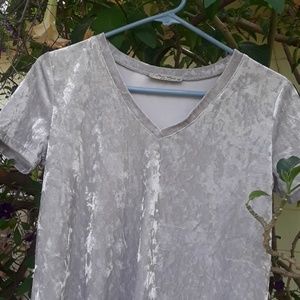 Velvet silver tee